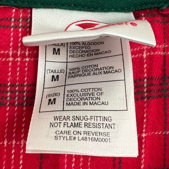 Size medium oversized Disney Store plaid flannel sleep Shirt with Mickey Mouse - Picture 4 of 6